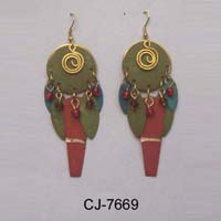 Brass Earring Antique (CJ-7669)