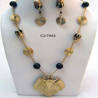 Glass Bead Necklace Set (CJ-7443)