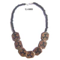 Horn Necklace (9865)