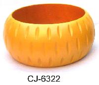 Wooden Bangle Coloured (CJ-6322)