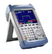 Rohde & Schwarz FSH3.03 Handheld Spectrum Analyzer