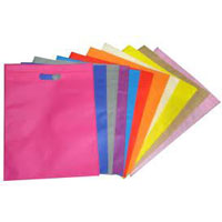 Non Woven D-cut Bags