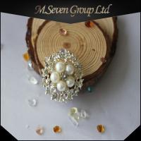 Rhinestone Alloy Brooch