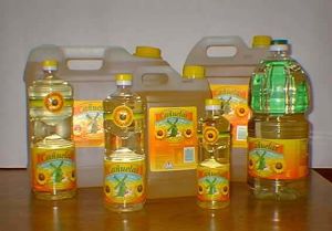 Refined Sunflower Oil,  Packaging Type : Plastic Bottle