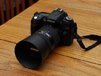 Nikon D90 Digital SLR Camera with AF-S DX 18-105mm lens