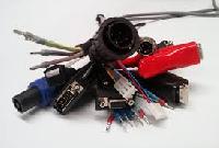 electronic cable assembly
