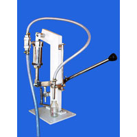 Hand Operated Liquid Filling Machine