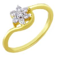 Exotic - 18k Diamond Ring