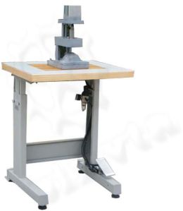 N95 Cup Mask Breathing Valve Punching Machine