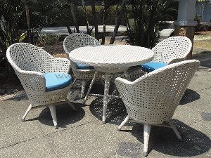 COCKTAIL DINING SETS