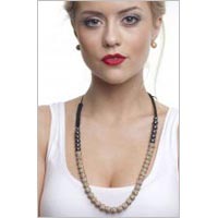 Crystal Balls Necklace with Black Bead