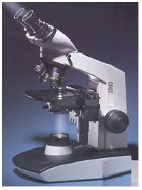 LABOMED VISION 2000 Binocular Microscope