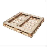 Four Way Wood Pallets
