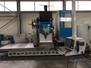ANAYAK HVM 3300 Bed Milling Machine