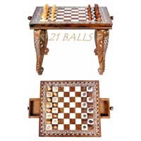 21 BALLS CHESS TABLE (SQUARE)