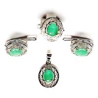 Silver Pendant set with Precious stone Emerald