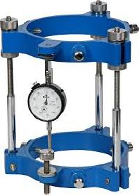 Longitudinal Compressometer