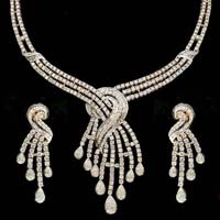 Diamond Gold Necklace Set (CWWDGR001)