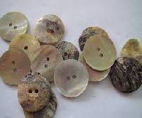 akoya shell buttons