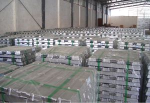 aluminium ingots,  Shape : Rectengular