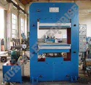 moulding press