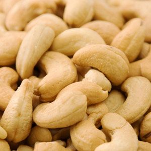 cashew nuts,  Packaging Type : Vacuum-sealed