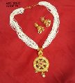 Indian fashion jewellery necklace