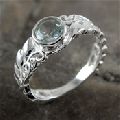 BEAUTIFUL BLUE TOPAZ 925 STERLING SILVER RING