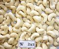 whole cashew kernels