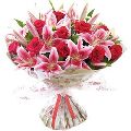 Pretty Lilies N Roses Bouquet