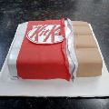 Sumptuous Kitkat Cake
