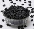 black raisins