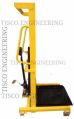 11KV VCB Hydraulic Manual Lifting Trolley