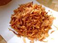 Brown fried onion flakes