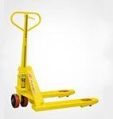 SHORT LENGHT PALLET TRUCK