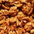 Organic Brown walnut kernels