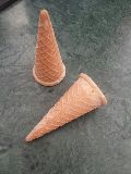 MAIDA White Ice Cream Cones